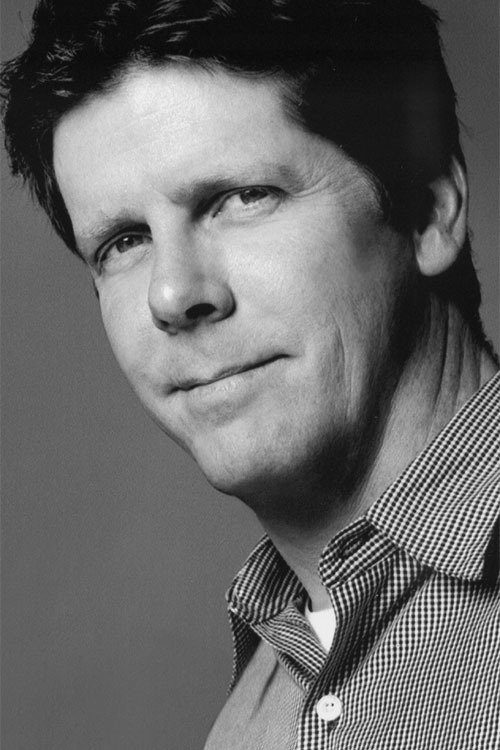 A headshot of Peter Deming.